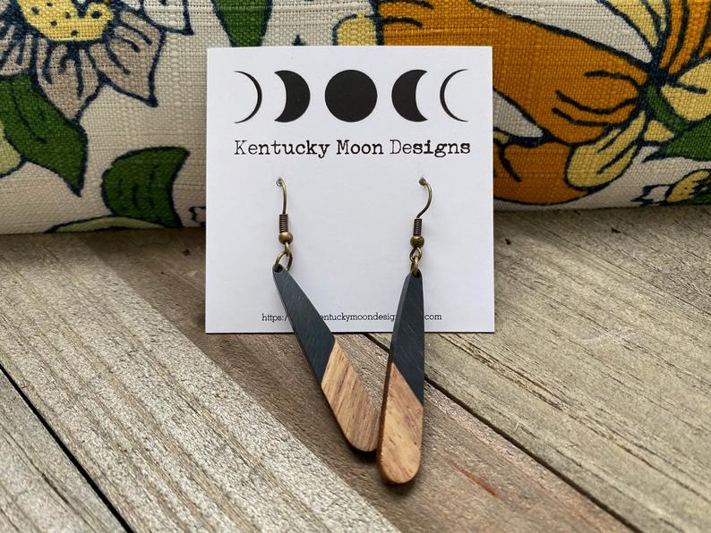 Matte Black & Wood Teardrops- Bohemian Earrings Tonybook